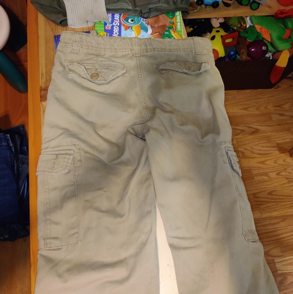 Kids Cherokee khakis size 16